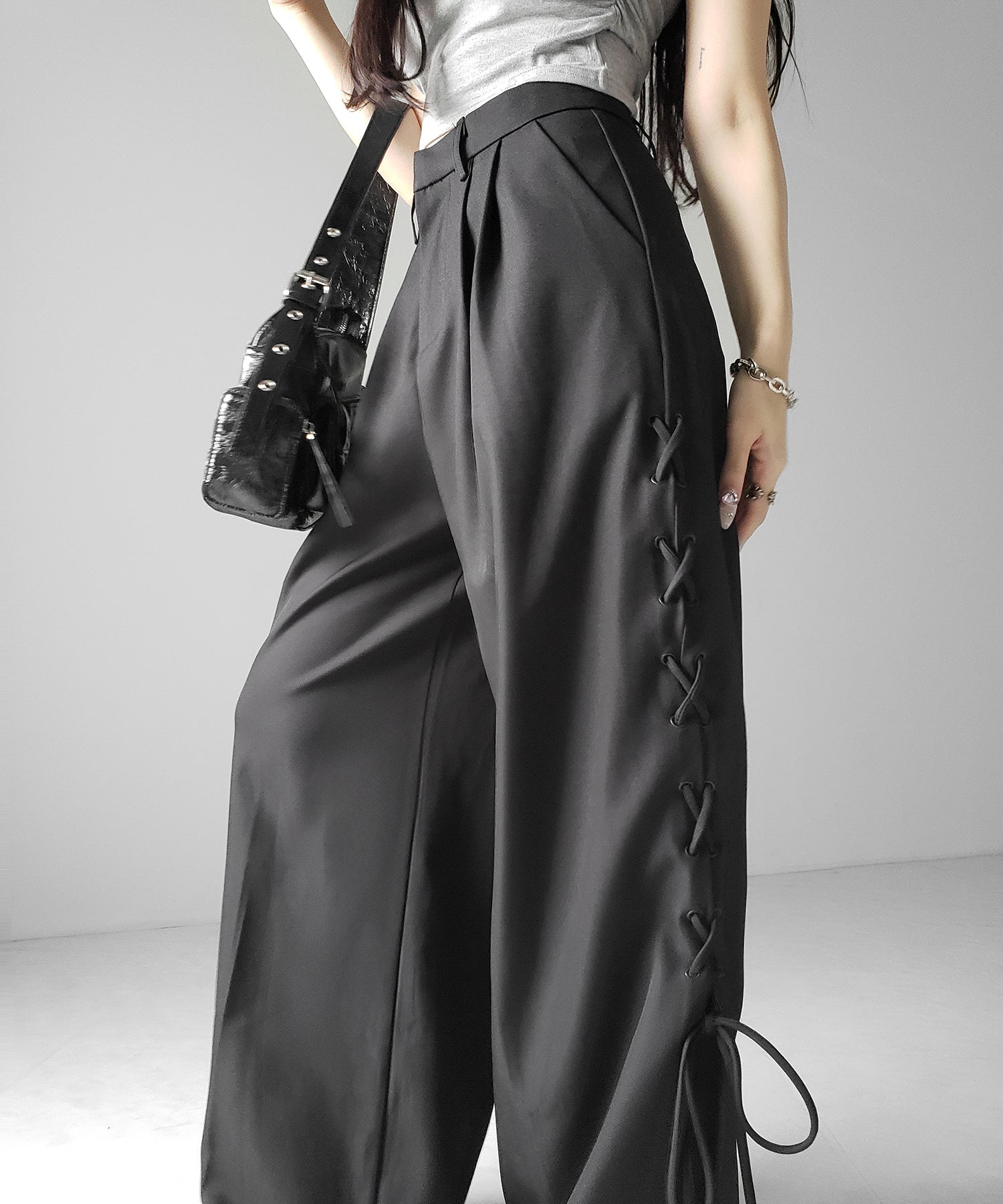レースアップダブルタックワイドスラックス ／ laceup double tack wide slacks