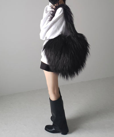 【 ４color 】シャギーファーハートショルダーバッグ ／ shaggy fur heart shoulder bag