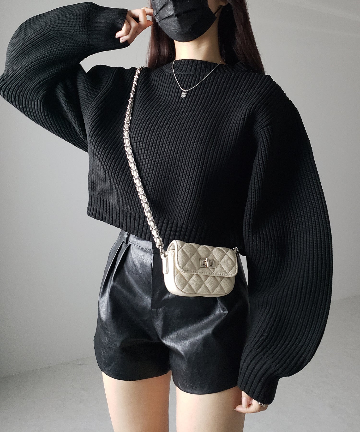 新品】定価¥184800◼️BLUMARINE ニットトップス 震わせる