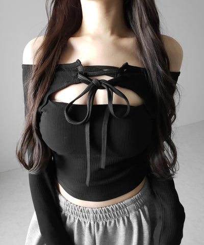 レースアップリボンカットアウトオフショルリブロンT ／ lace up ribbon cutout offshoulder ribbed long T-shirt