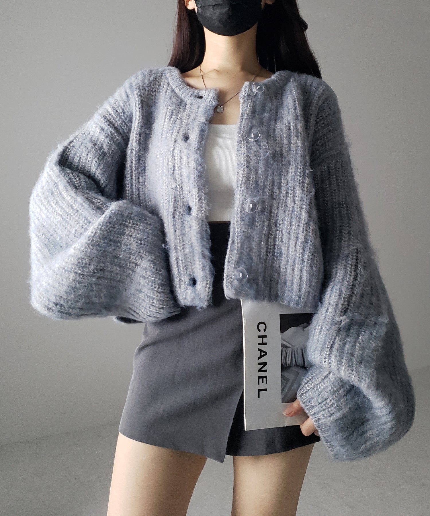 ボリュームワイドスリーブショートシャギーニットカーディガン ／ volume wide sleeve short shaggy knit cardigan