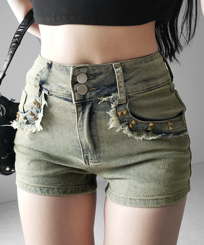 ヴィンテージライクスタッズスリムフィットデニムショートパンツ ／ vintage like studded slim-fit denim shorts