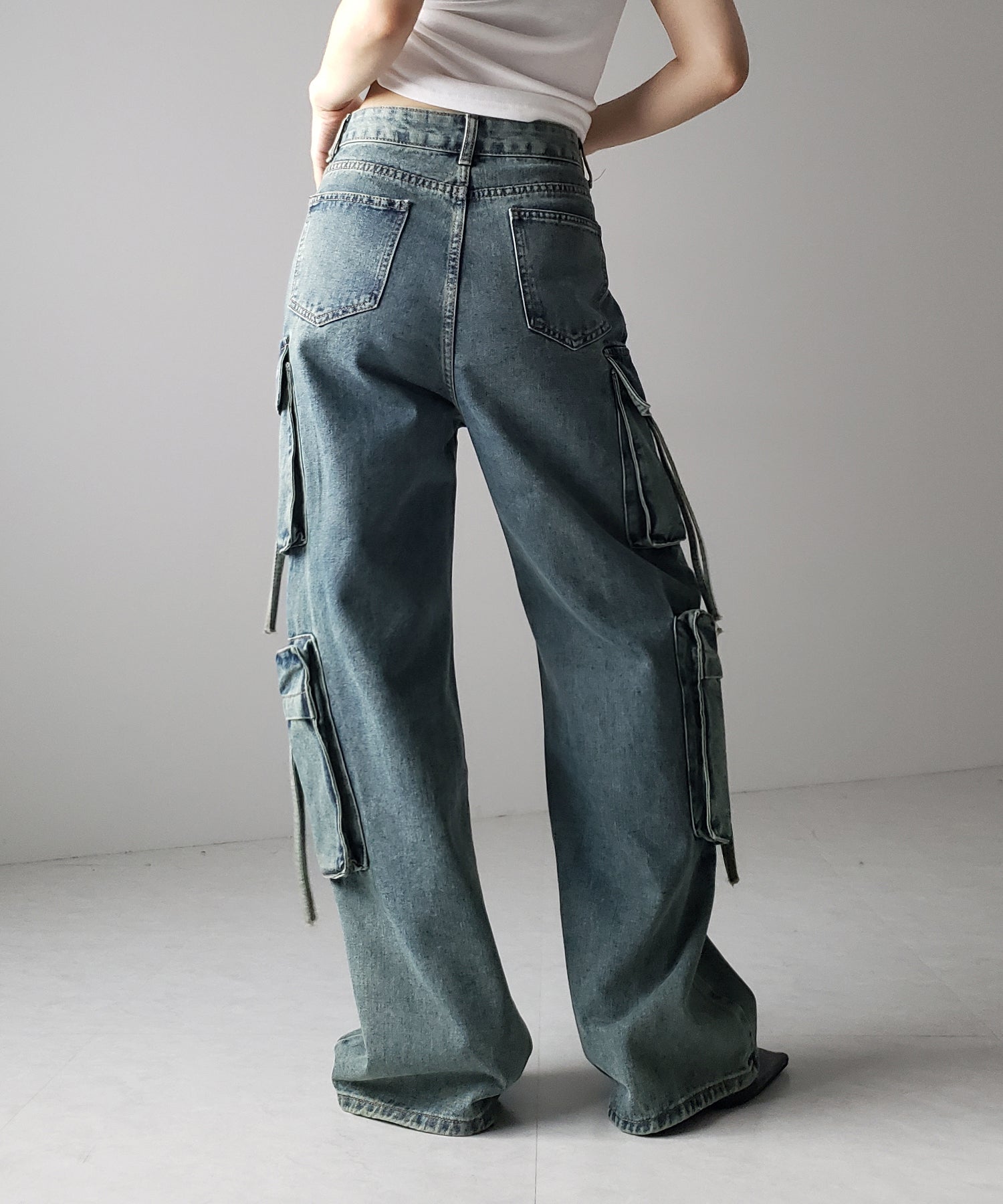 ４ポケットストラップヴィンテージルーズカーゴデニム ／ 4 pocket strap vintage loose cargo denim