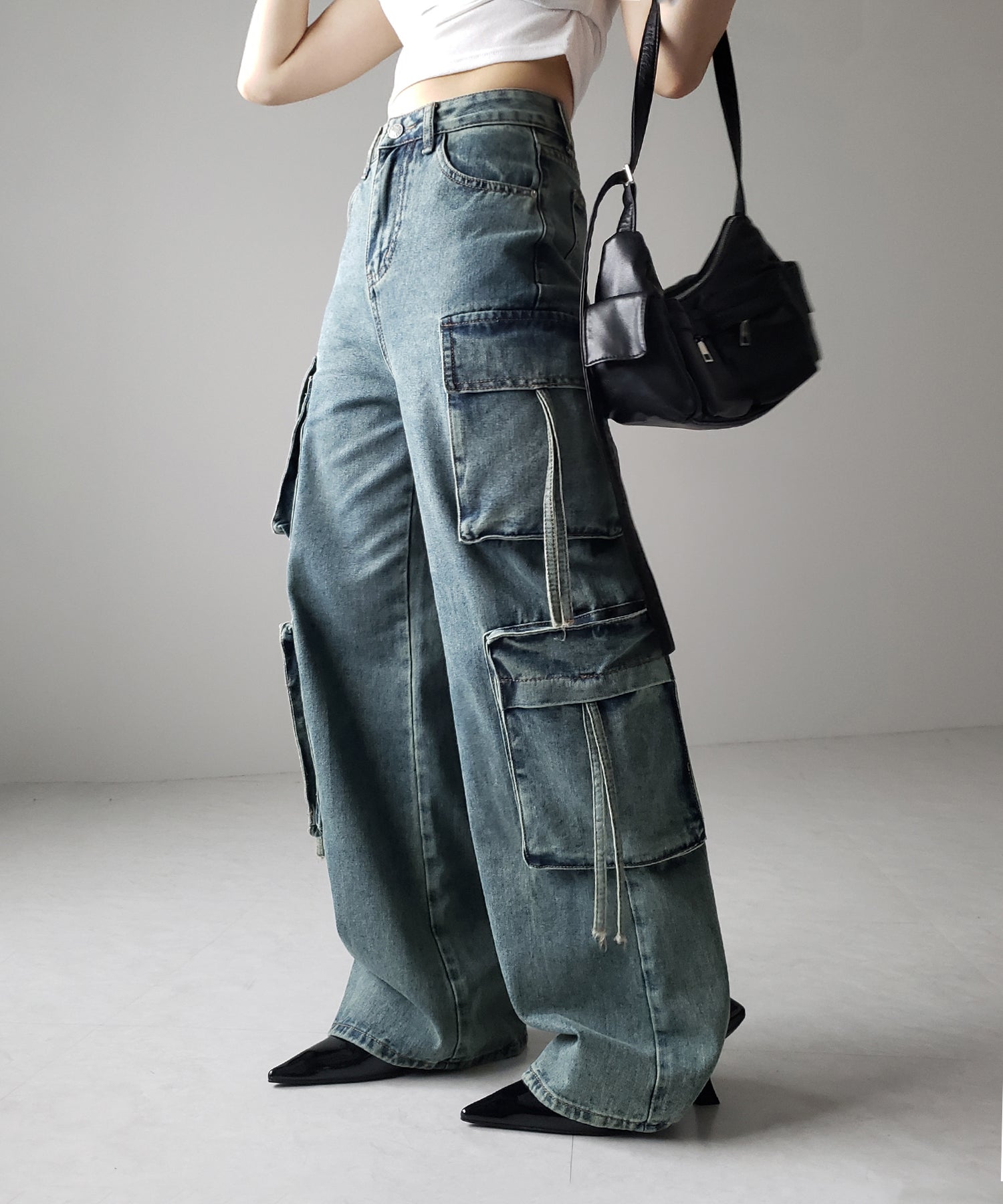 【 ４size ／ ２color 】４ポケットストラップヴィンテージルーズカーゴデニム ／ 4 pocket strap vintage loose cargo denim