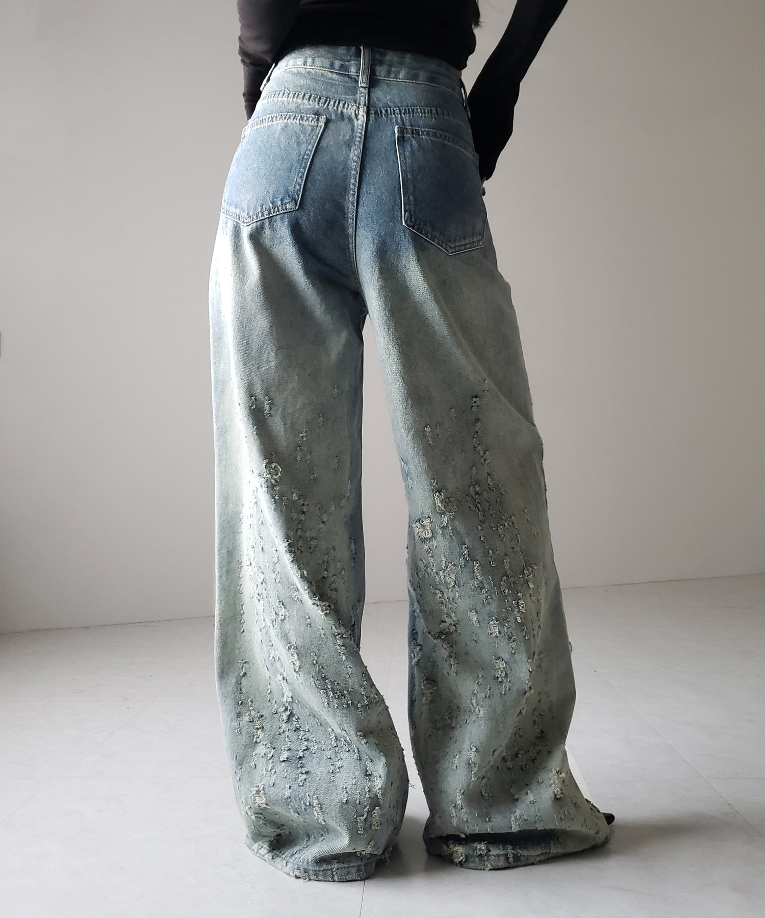 【 ２color ／ ４size 】グラデーションクラッシュダメージワイドデニムパンツ ／ gradation crash damage wide denim pants
