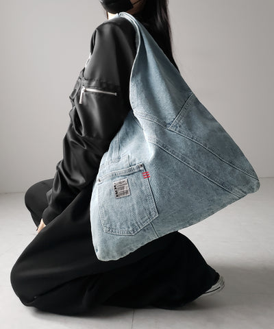 【 ２color 】リメイクウォッシュトライアングルデニムショルダーバッグ ／ remade wash triangle denim shoulder bag