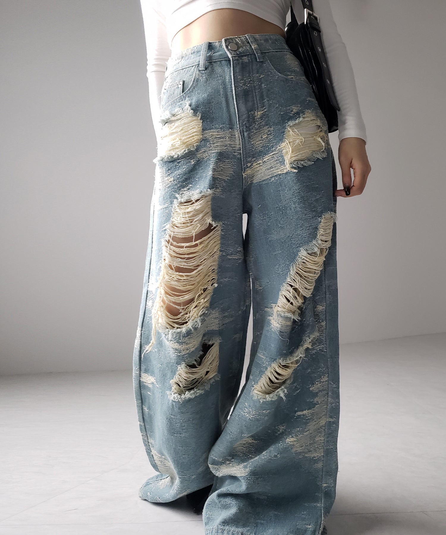 LAGUA GEM（ラグアジェム）の「ABYSS CRASH LOOSEY デニム（デニムパンツ）」 - WEAR