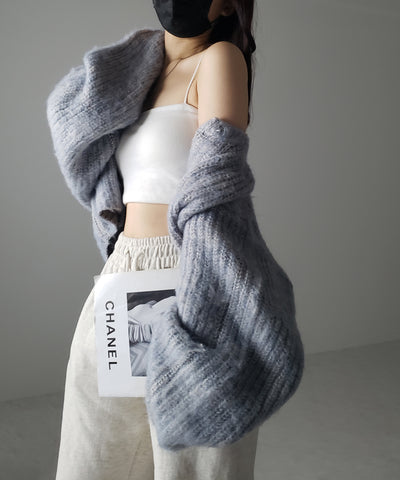 ボリュームワイドスリーブショートシャギーニットカーディガン ／ volume wide sleeve short shaggy knit cardigan