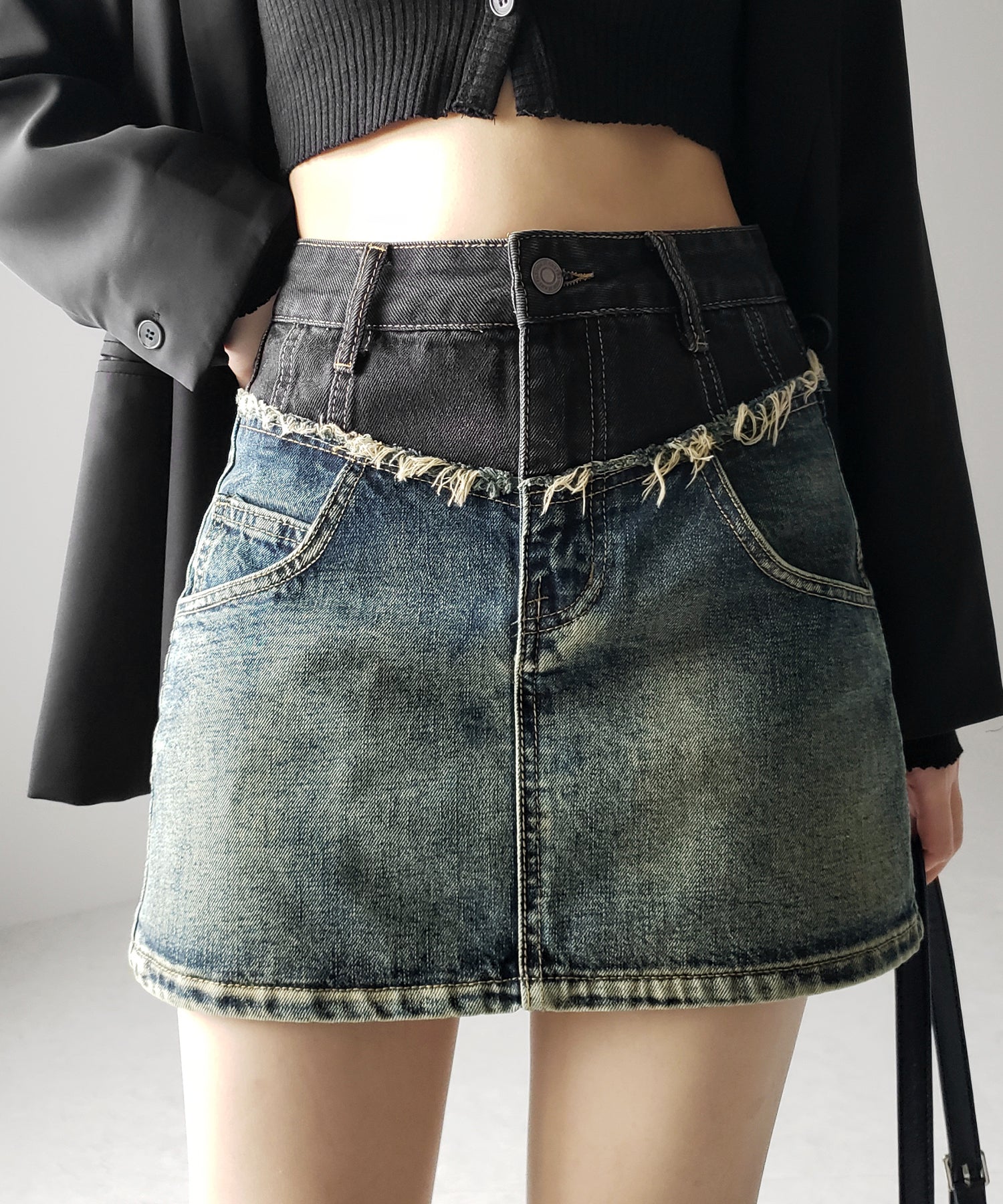 【 ３size ／ ２color 】ダメージドッキングヴィンテージデニムミニスカート ／damage docking vintage denim mini skirt