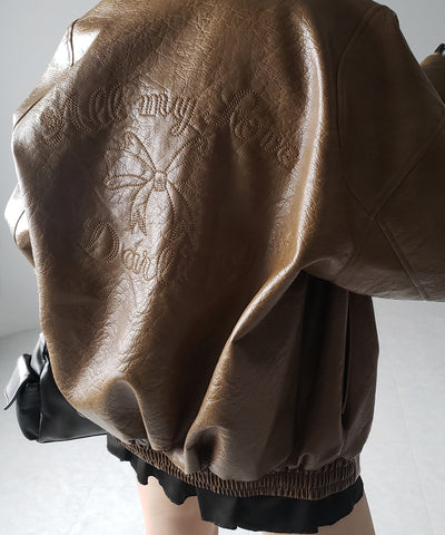 【 ２color 】バックリボン刺繍ヴィンテージライクフェイクレザーブルゾン ／ back ribbon vintage like fake leather blouson