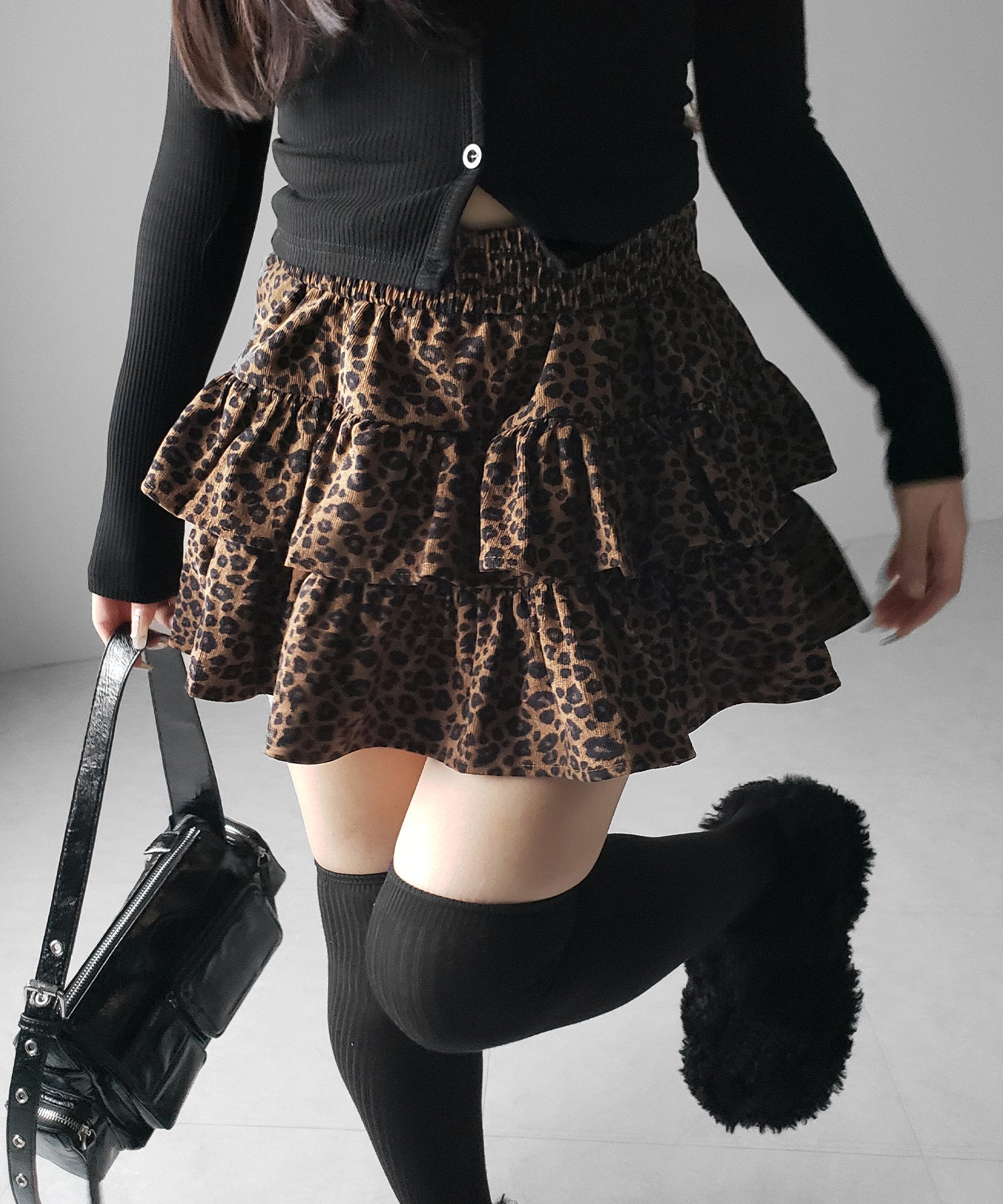 【 無地 or レオパードから選べる ／ インパン裏地付 】コーデュロイティアードフリルミニスカート ／ corduroy tiered frill mini skirt