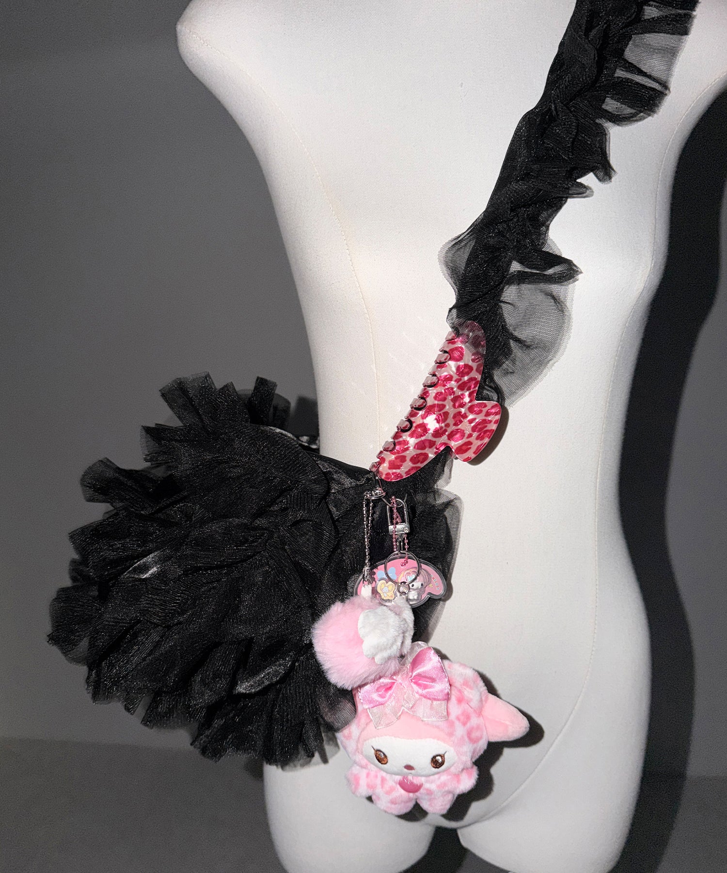 チュールフリルショルダーボディバッグ／ tulle frill shoulder body bag