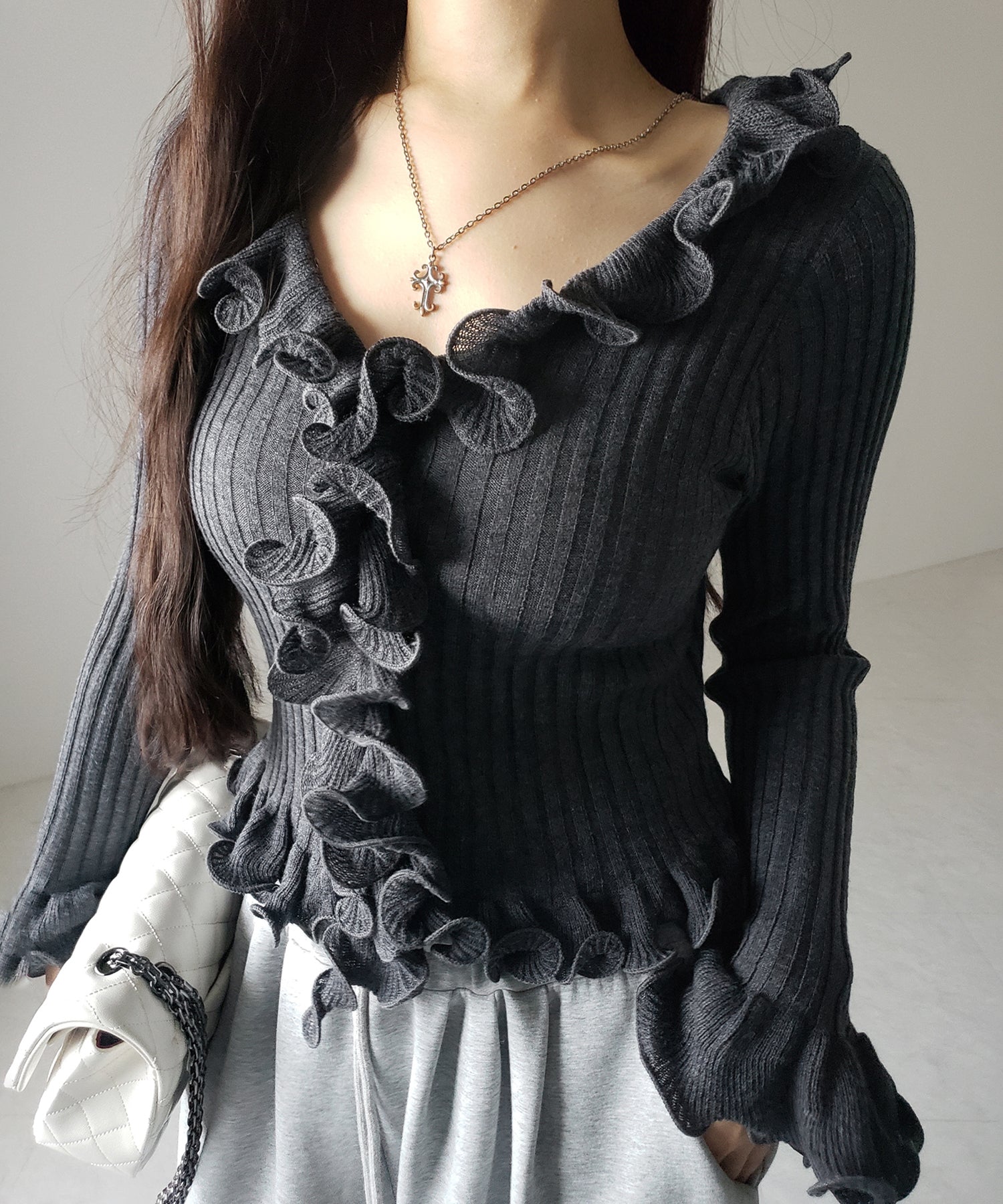 シアーフリル長袖リブニットカーディガン ／ sheer frill long-sleeve ribbed knit cardigan