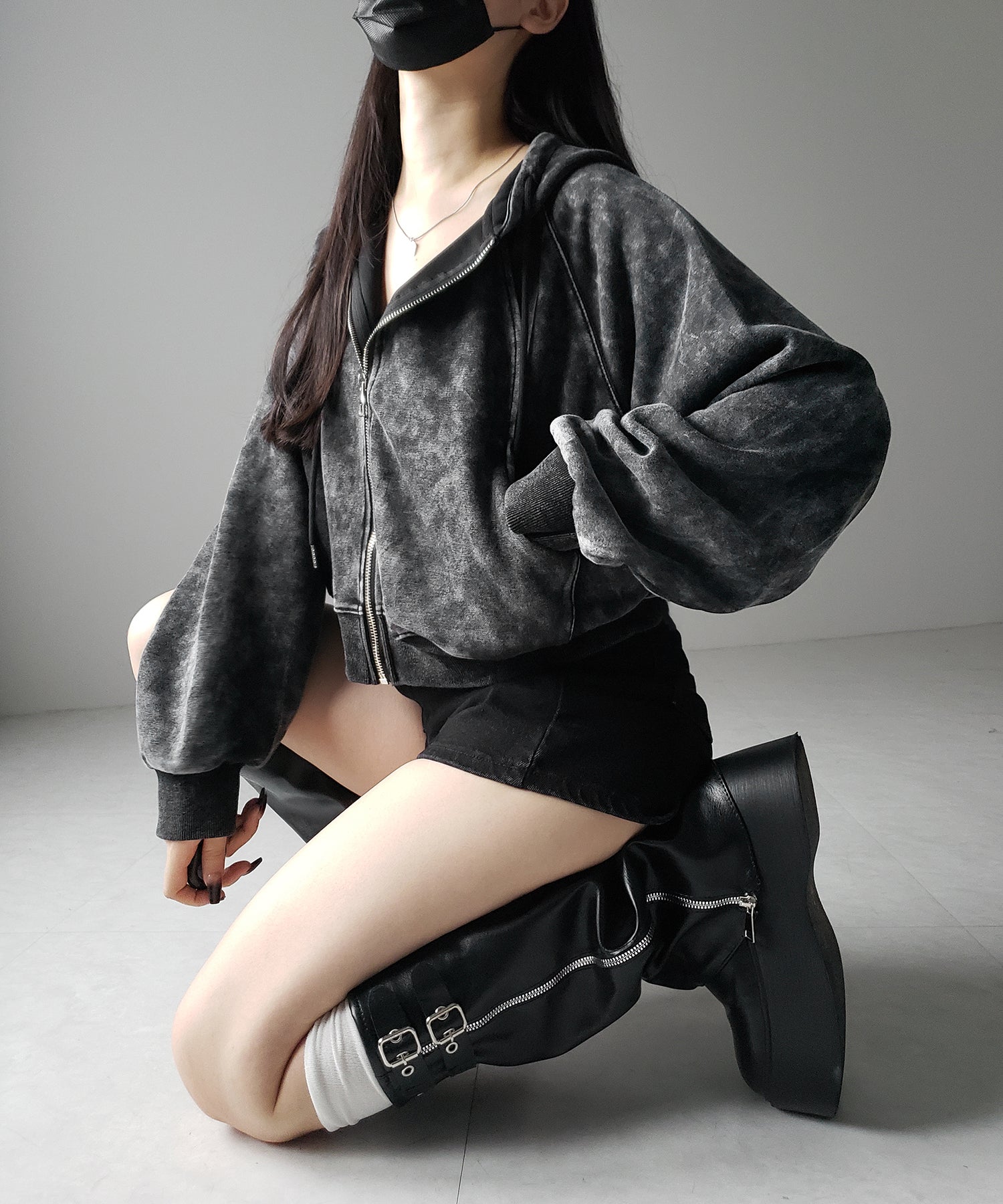 【 ２color 】ピグメントヴィンテージショートジップパーカー ／ pigment vintage short zip hoodie