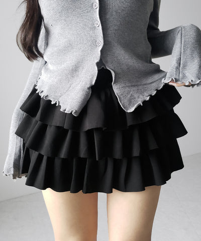 ティアードフリルカットソーミニスカート ／ tiered frill cut and sew mini skirt