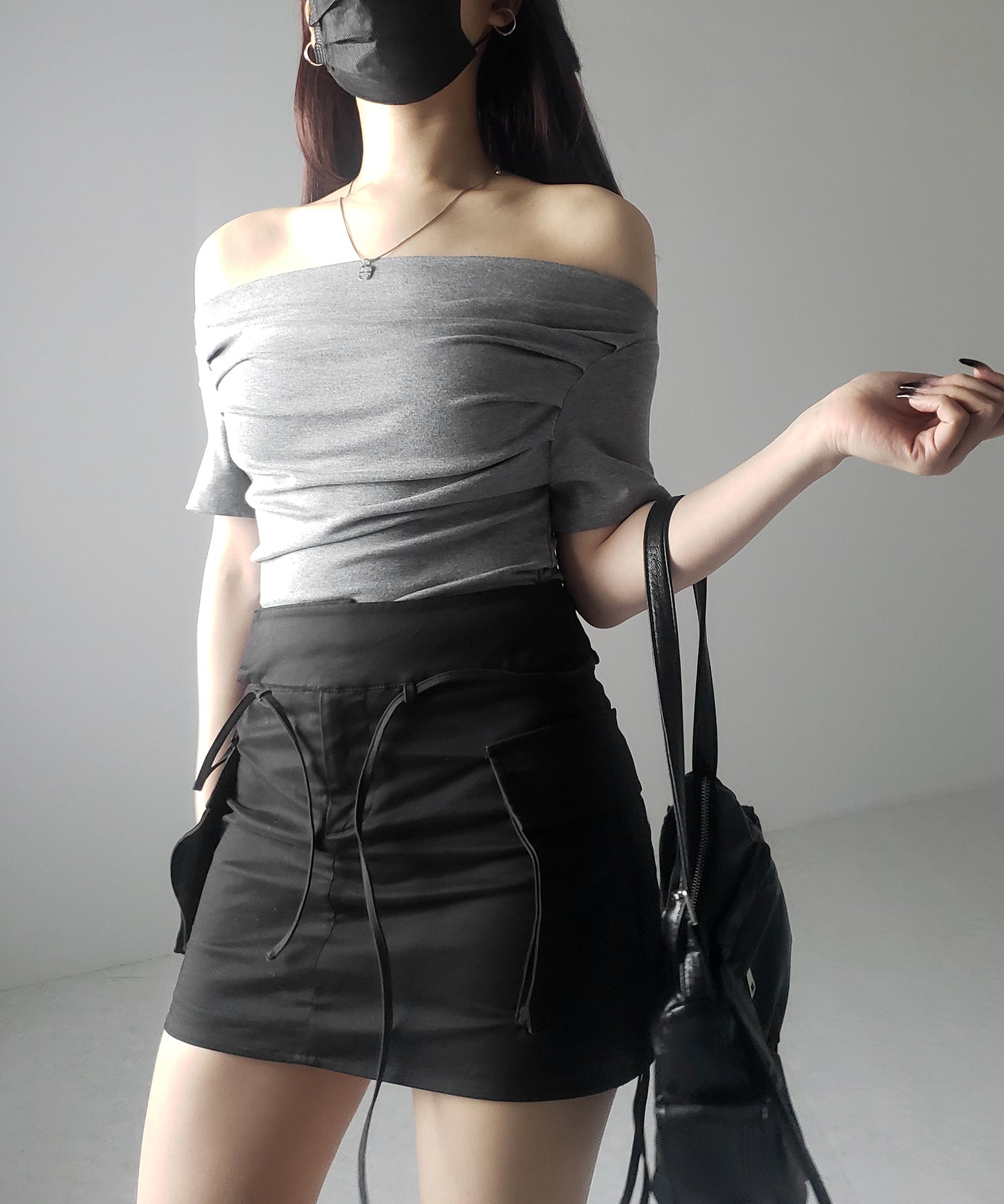 【 ３color 】半袖タックデザインドレープオフショルダートップス