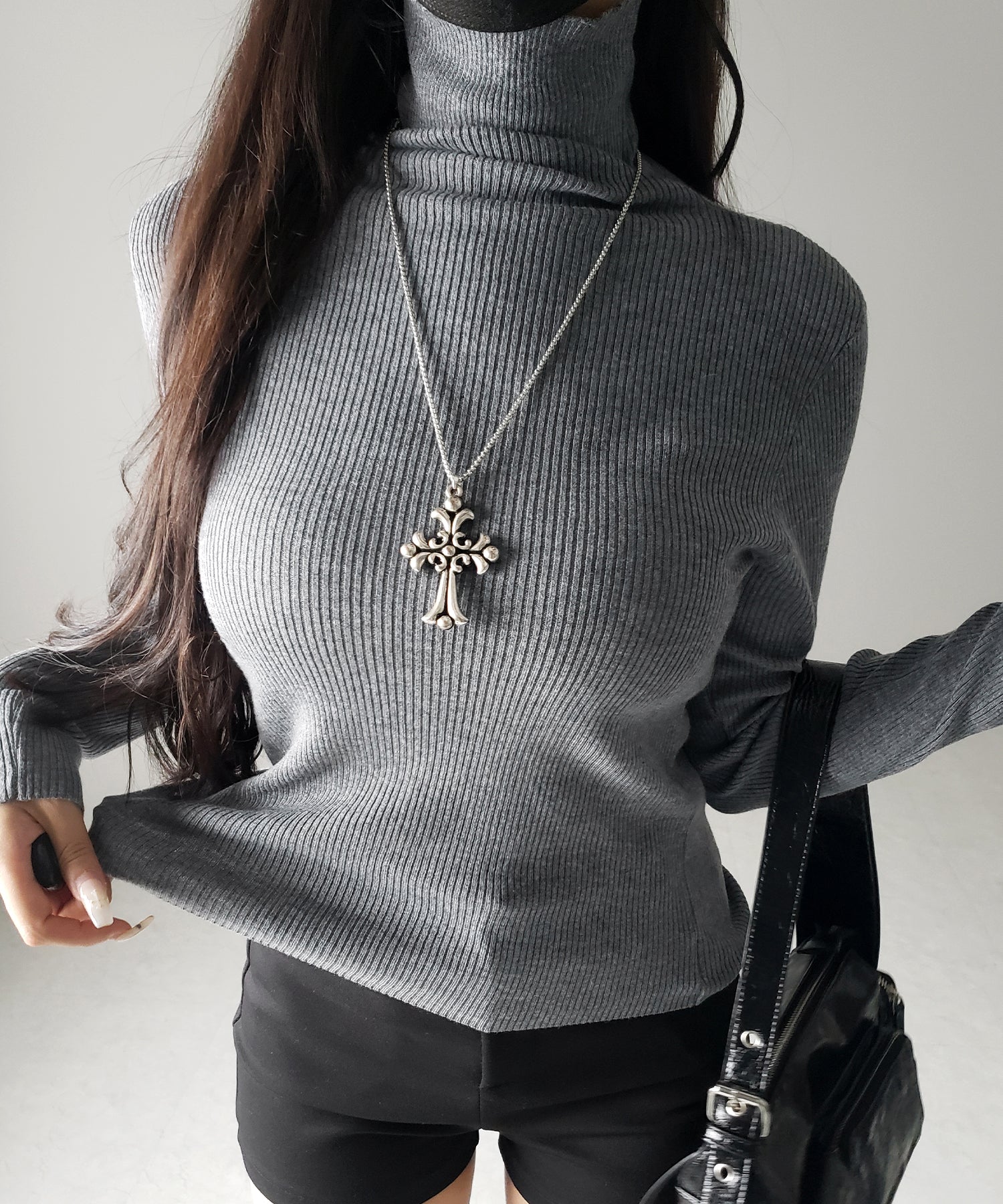 ハイネックスリムリブニットトップス ／ highneck slim lib knit tops