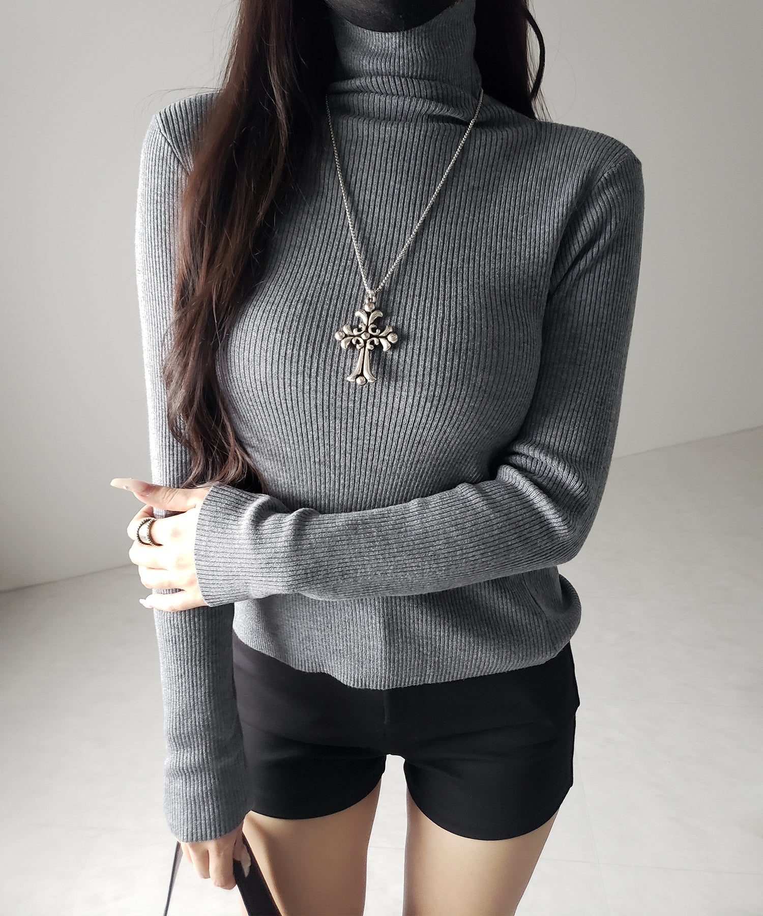 ハイネックスリムリブニットトップス ／ highneck slim lib knit tops
