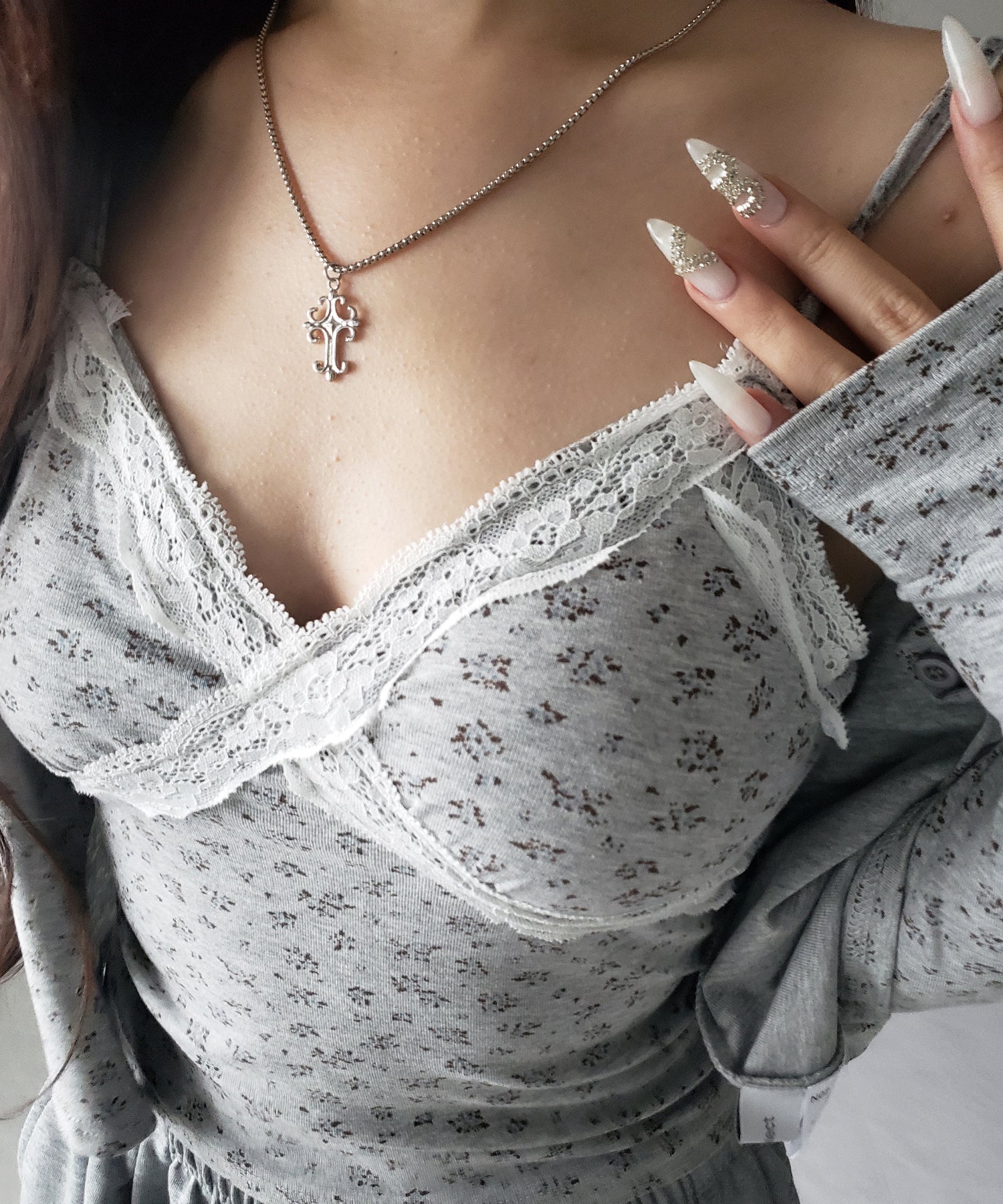 【 ２点セット 】小花柄レースキャミソール ＋ カーディガン SET ／ （ 2piece SET ）Floral lace camisole + cardigan SET
