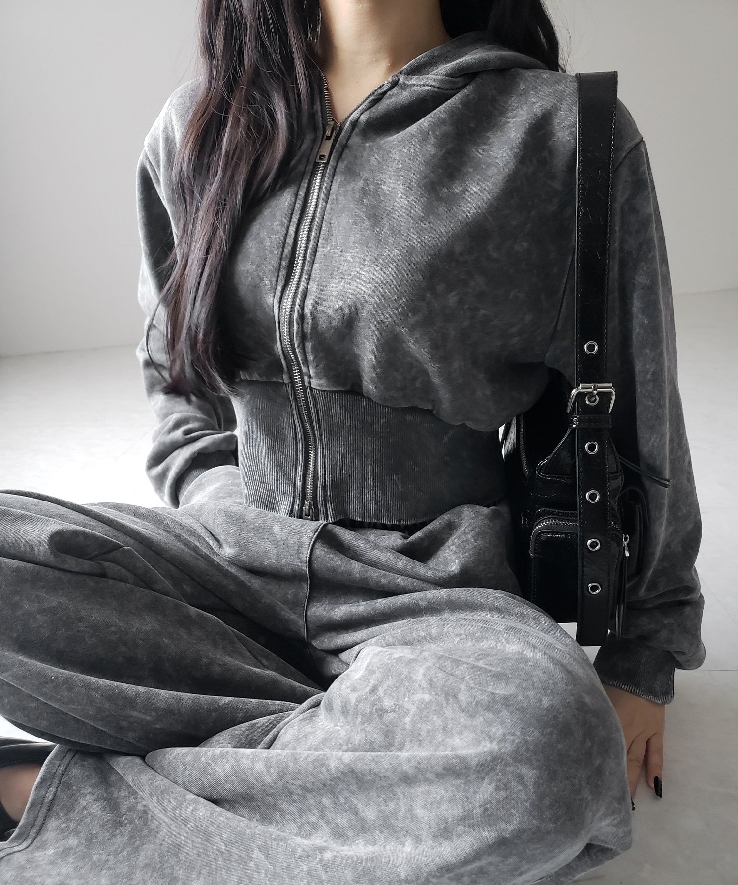 【 セットアップ 】ピグメントヴィンテージショートパーカー ＋ ワイドパンツ SET ／ pigment vintage short hoodie + wide pants SET