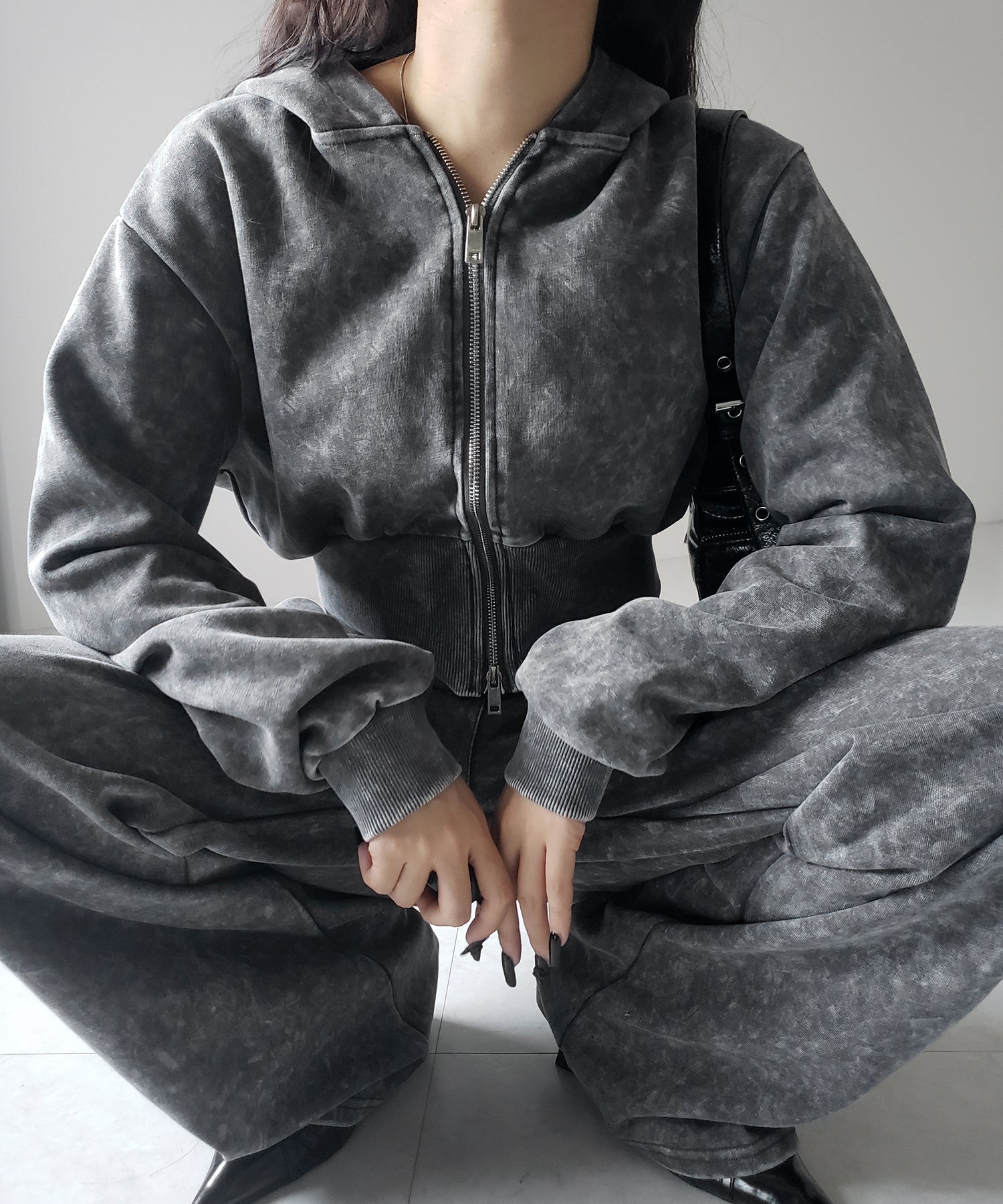 【 セットアップ 】ピグメントヴィンテージショートパーカー ＋ ワイドパンツ SET ／ pigment vintage short hoodie + wide pants SET