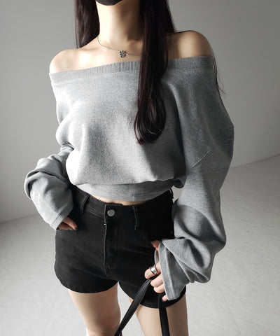 【 2color 】オフショルダーショートスウェットライクトップス ／ off shoulder short sweat like tops