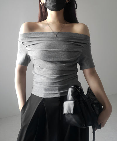 【 ３color 】半袖タックデザインドレープオフショルダートップス