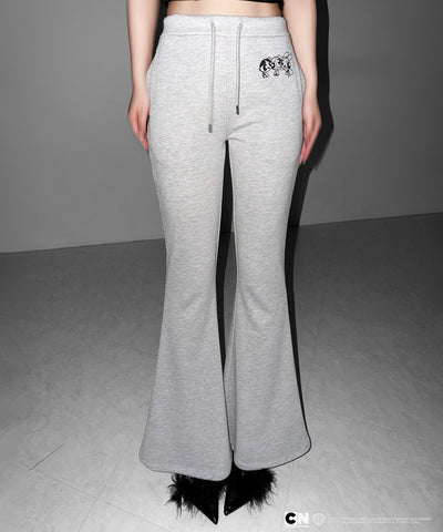 【THE POWERPUFF GIRLS】パワーパフガールズバックレタリングロゴスウェットフレアパンツ / back lettering logo sweat flare pants【 セットアップ着用可能 】