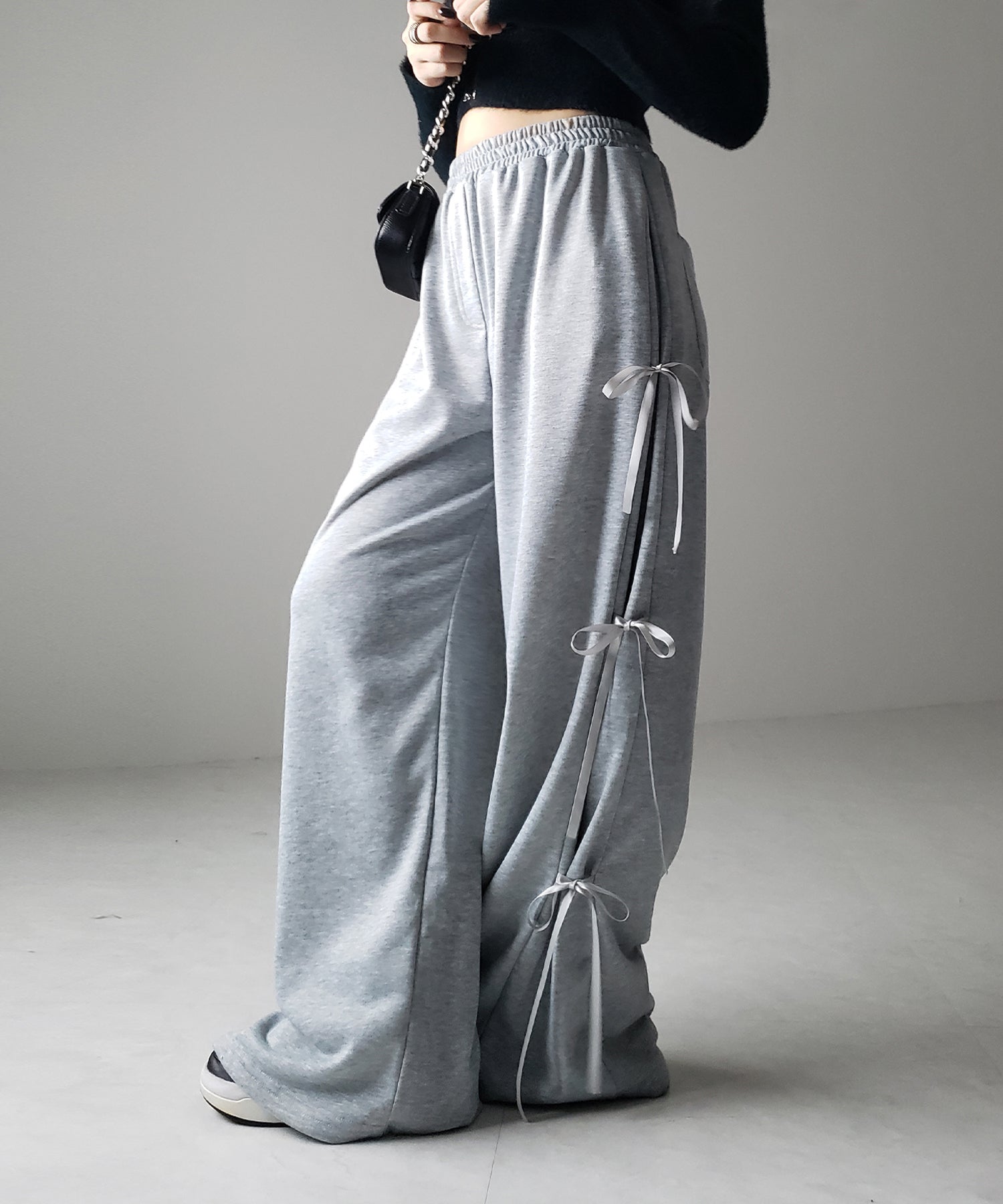 【 ２color 】３ストラップサイドリボンワイドスウェットパンツ／ three strap side ribbon wide sweat pants