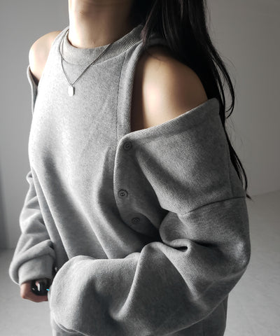 【 ３color 】オープンショルダーカットアウトオーバースウェット ／ open shoulder cutout over sweat