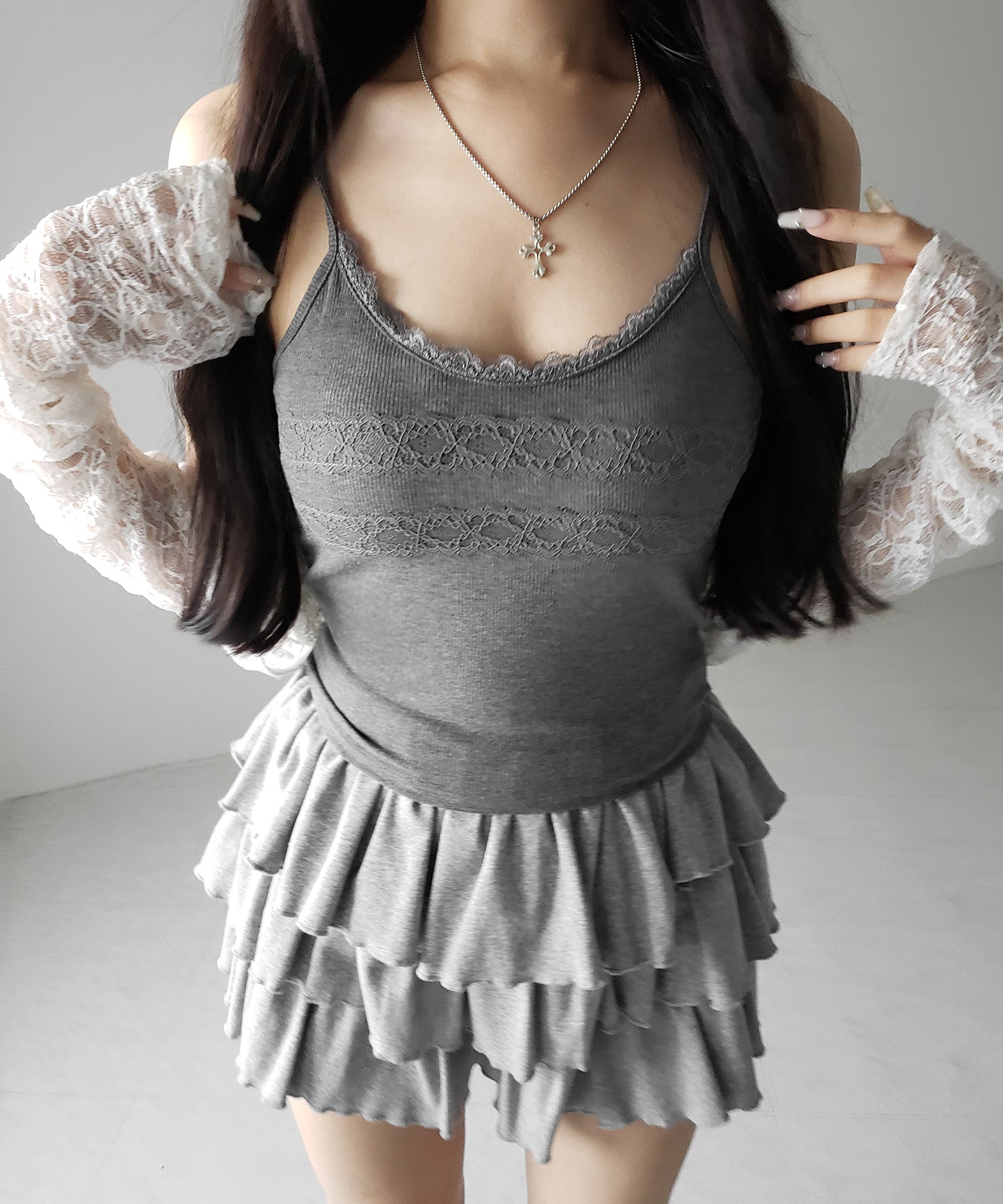 【 ３color 】ダブルレース切替リブキャミソール ／ double lace switching ribbed camisole