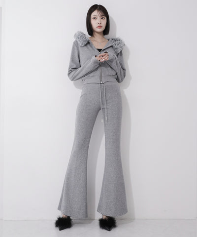 【 セットアップ 】ファーフードショートパーカー＆スウェットフレアパンツ ／ Fur short hoodie ＆ sweat flare pants SETUP
