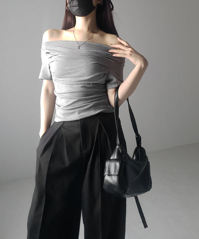 【 ３color 】半袖タックデザインドレープオフショルダートップス