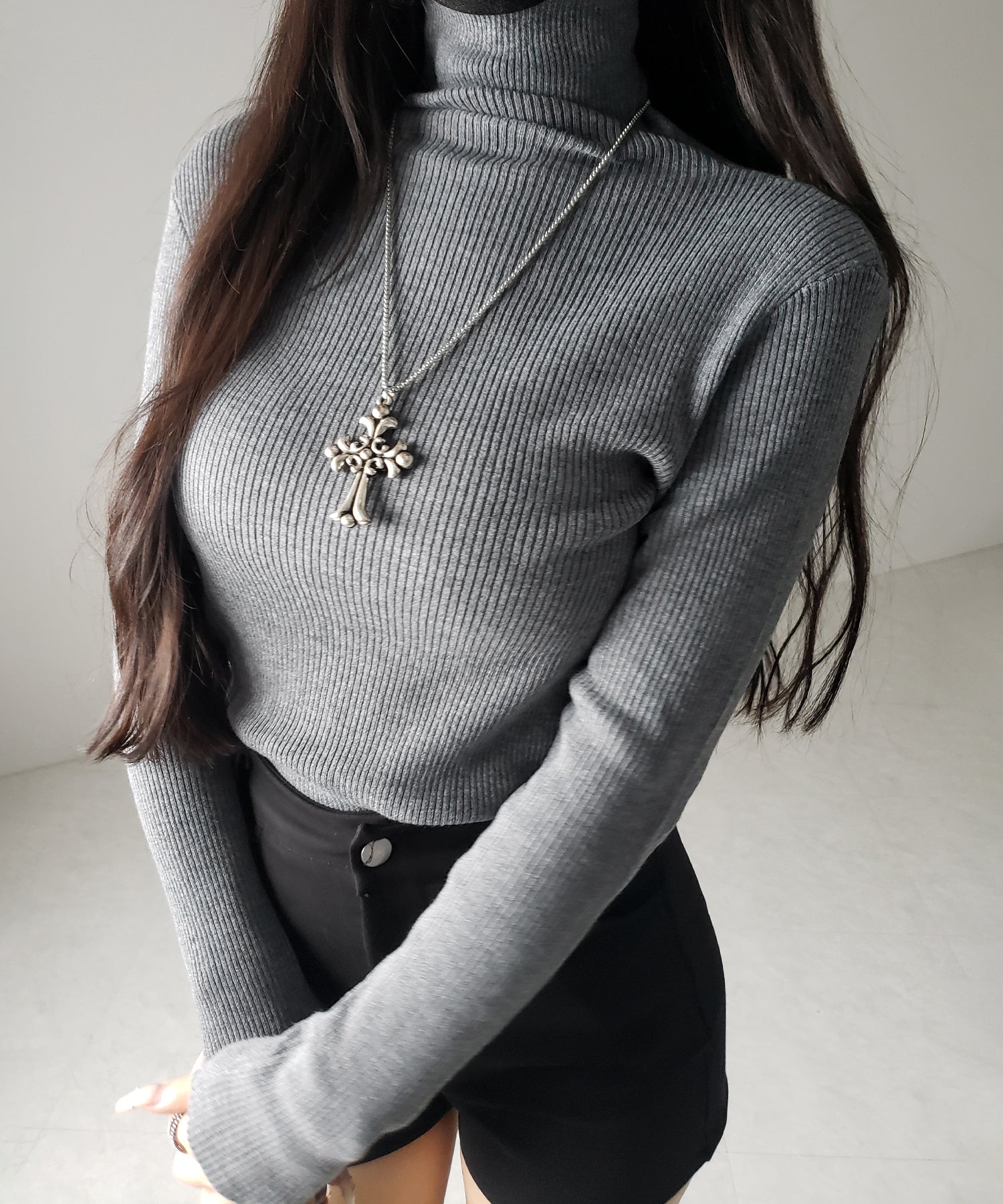 ハイネックスリムリブニットトップス ／ highneck slim lib knit tops