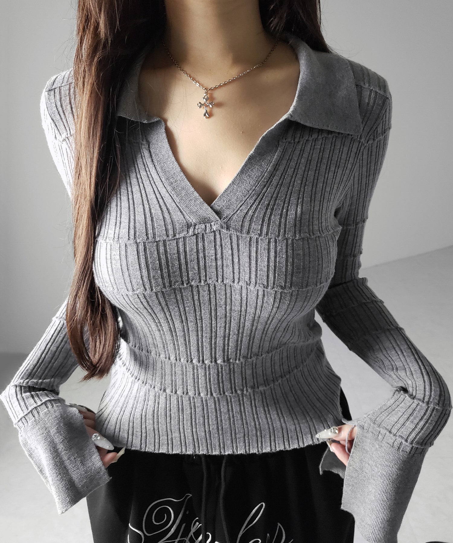 スキッパーネックスリムリブニットトップス ／ skipper neck slim rib