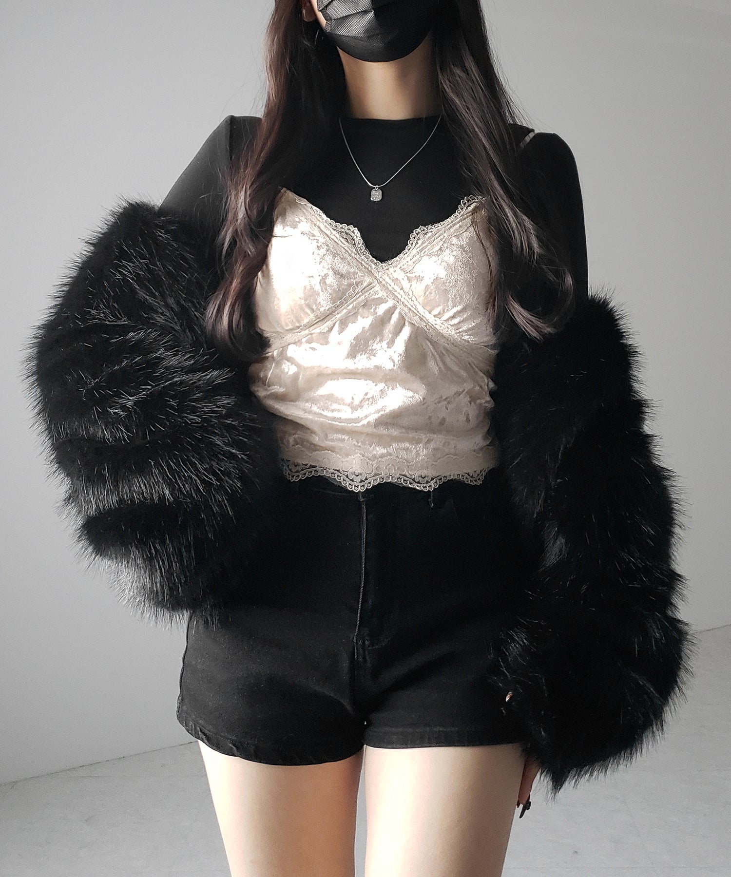 【 カップ付き 】レーシーベロアショートビスチェキャミソール ／ velor lacy short bustier camisole