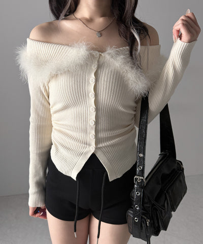 フェザーファー襟オフショルリブニットトップス ／feather fur collar off shoulder rib knit tops