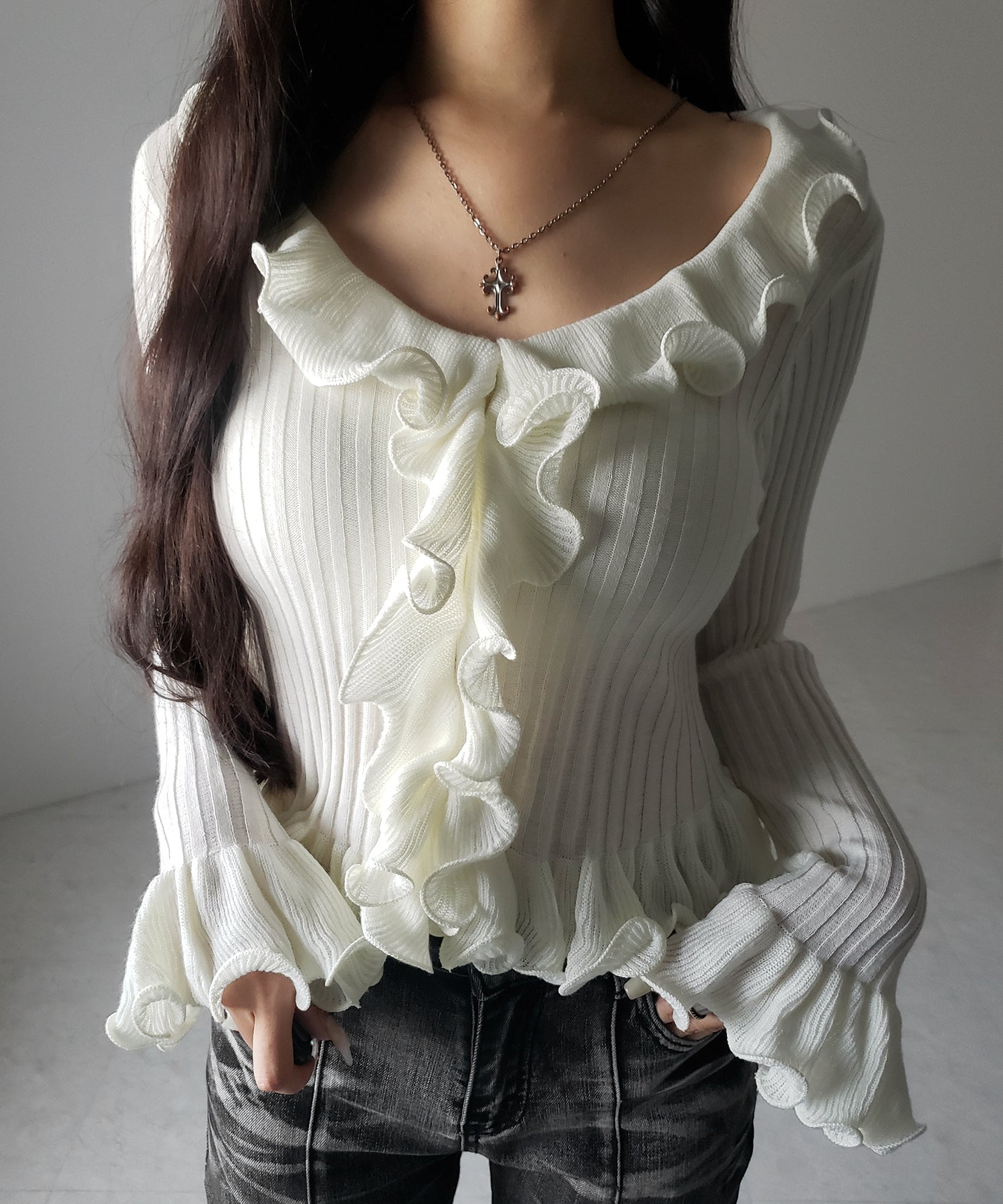 シアーフリル長袖リブニットカーディガン ／ sheer frill long-sleeve ribbed knit cardigan