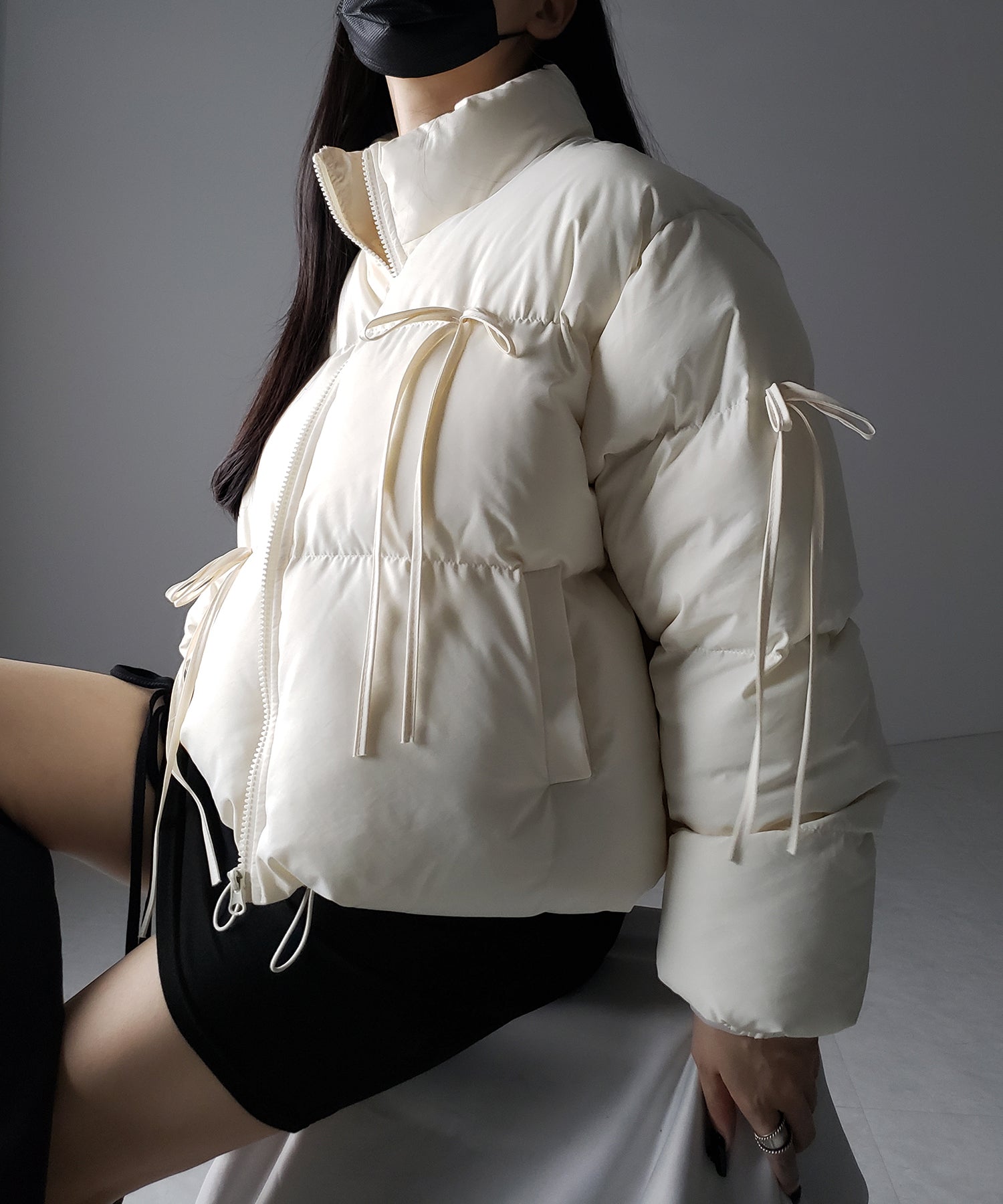 【 選べる３色展開 ／ 裾絞り可能２WAY 】ストラップリボンショートパフダウンジャケット ／ strap ribbon short puff down jacket