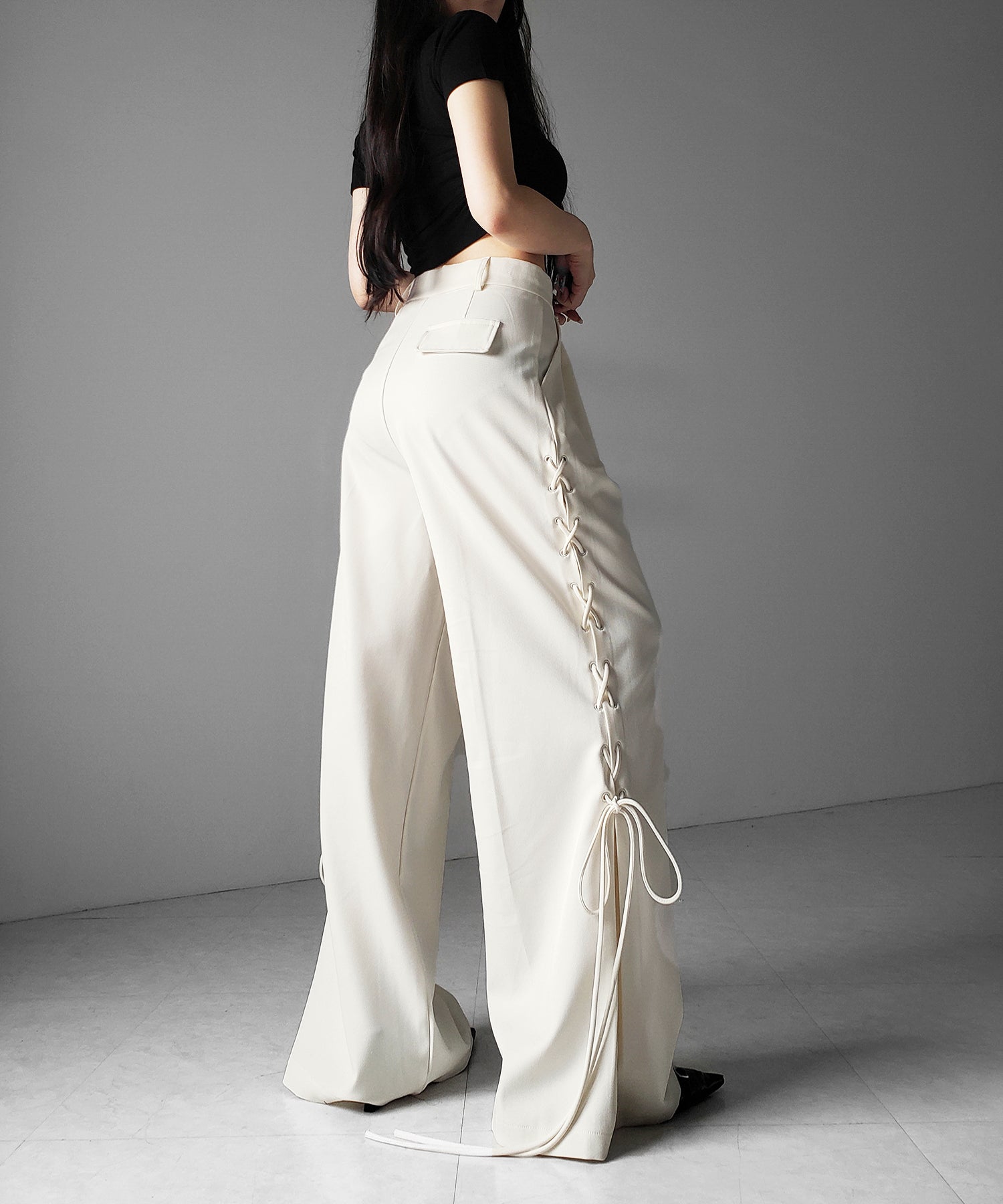レースアップダブルタックワイドスラックス ／ laceup double tack wide slacks