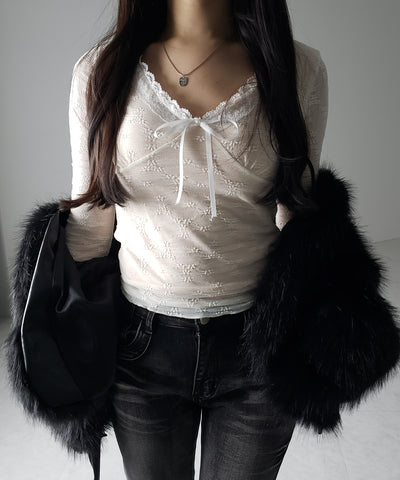 フロントリボンレイヤードレーストップス ／ front ribbon layered lace tops