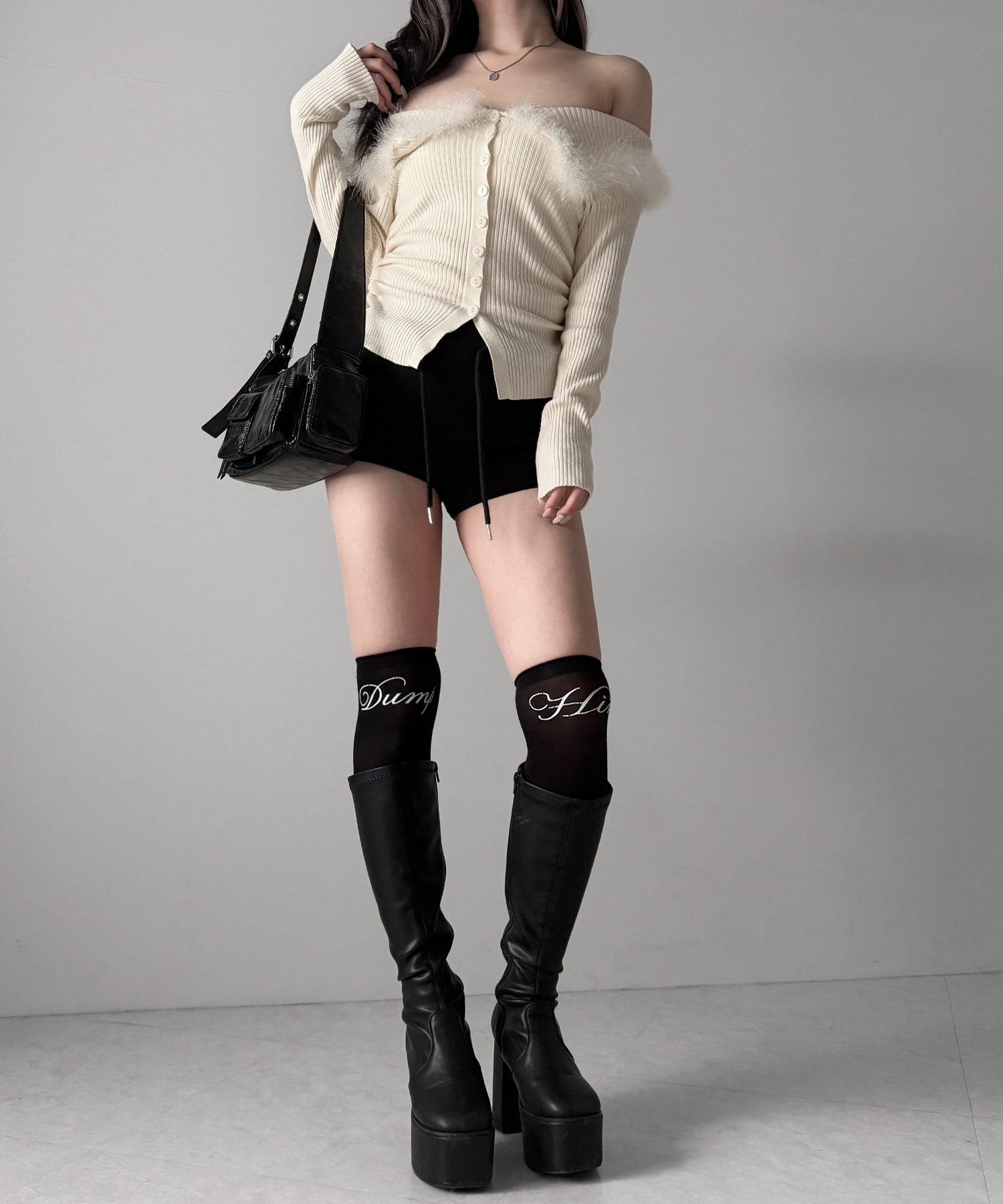 フェザーファー襟オフショルリブニットトップス ／feather fur collar off shoulder rib knit tops