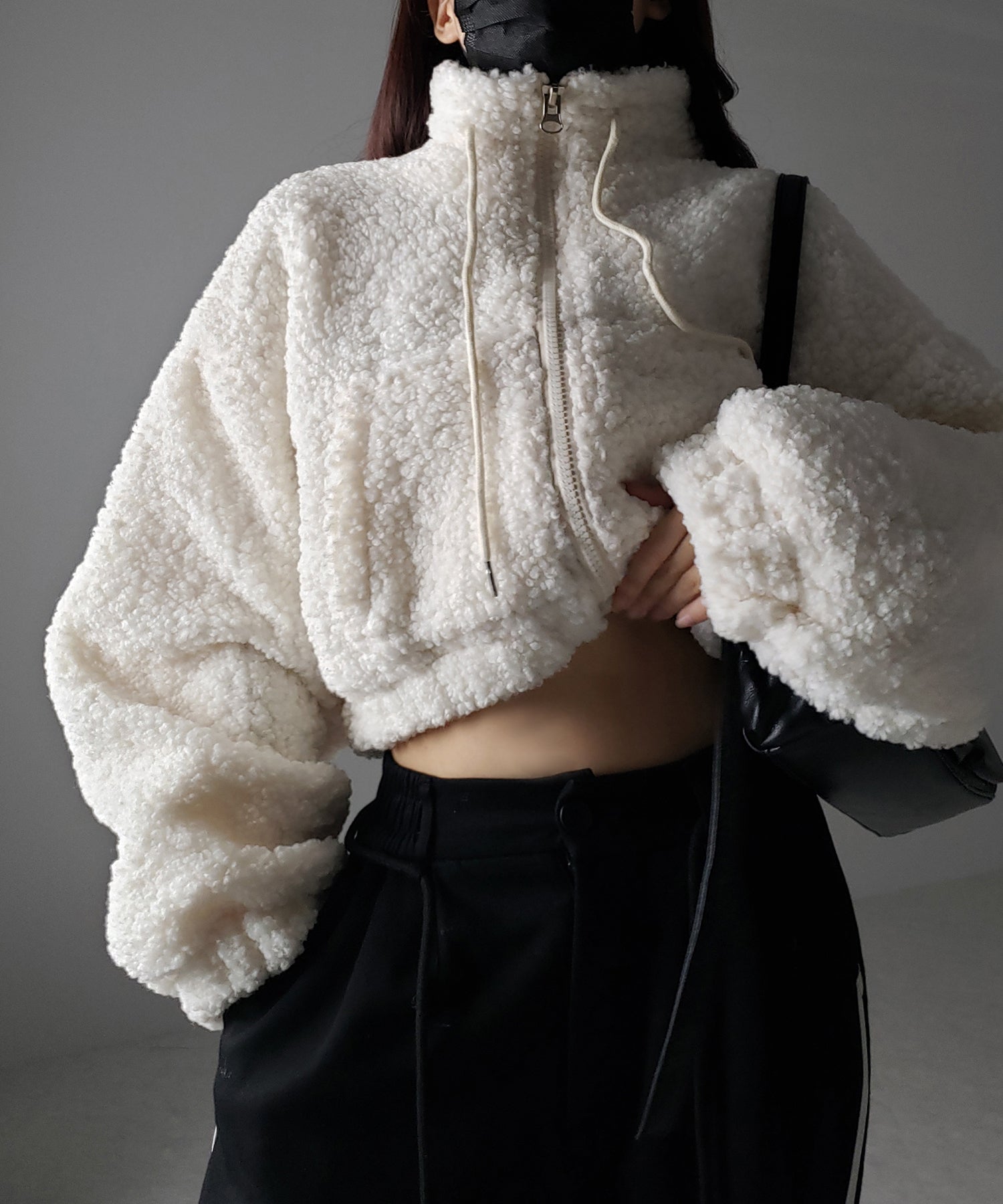【 ２color 】ジップアップハイネックショートボアブルゾン
