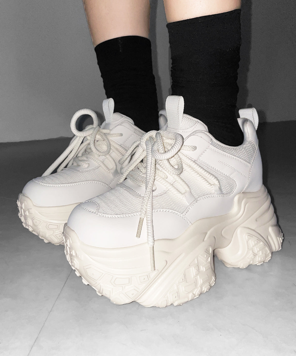【 +10.5cm盛れ 】レースアップ厚底スニーカー ／ +10.5cm lace-up platform sneakers