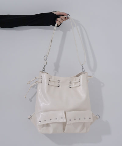 【 ２WAY 】フェイクレザースタッズポケット巾着ショルダーバッグ ／ ( 2WAY ) fake leather studs pocket drawstring shoulder bag