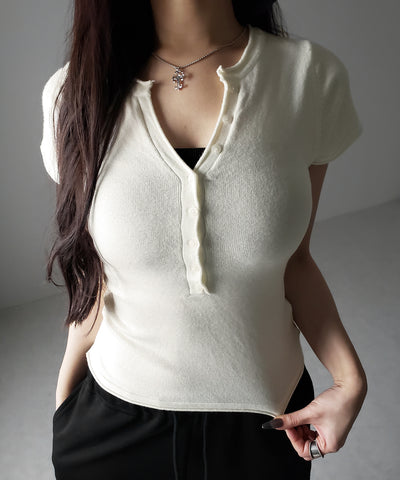 ヘンリーネック半袖ぴちニットトップス ／ henley neck short sleeve pichi knit tops
