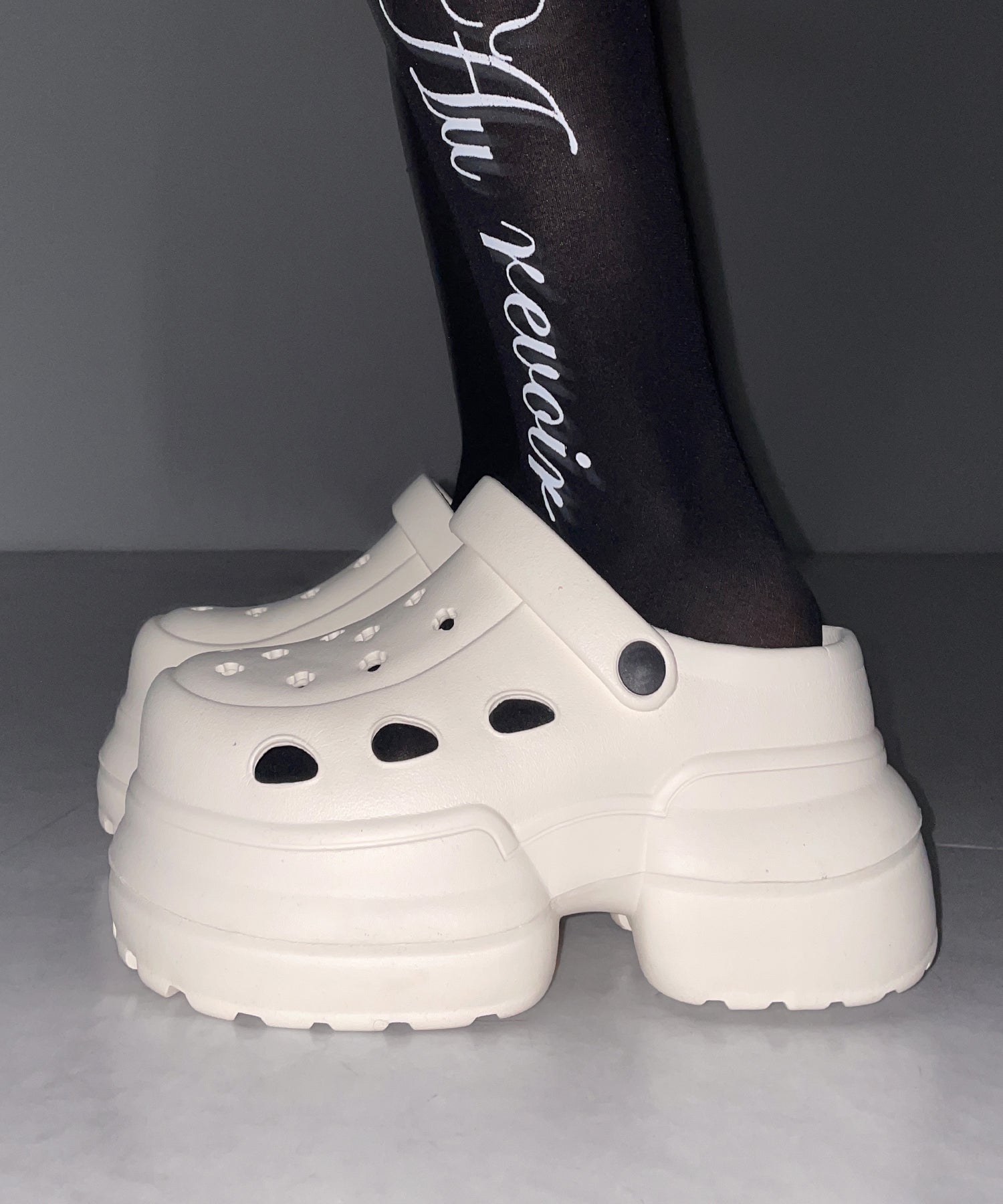 厚底クロッグサンダル ／ Platform clog sandals
