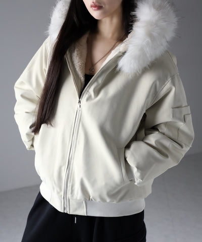 ファーフードヴィンテージフェイクレザーオーバーブルゾン ／ fur hooded vintage fake leather over blouson