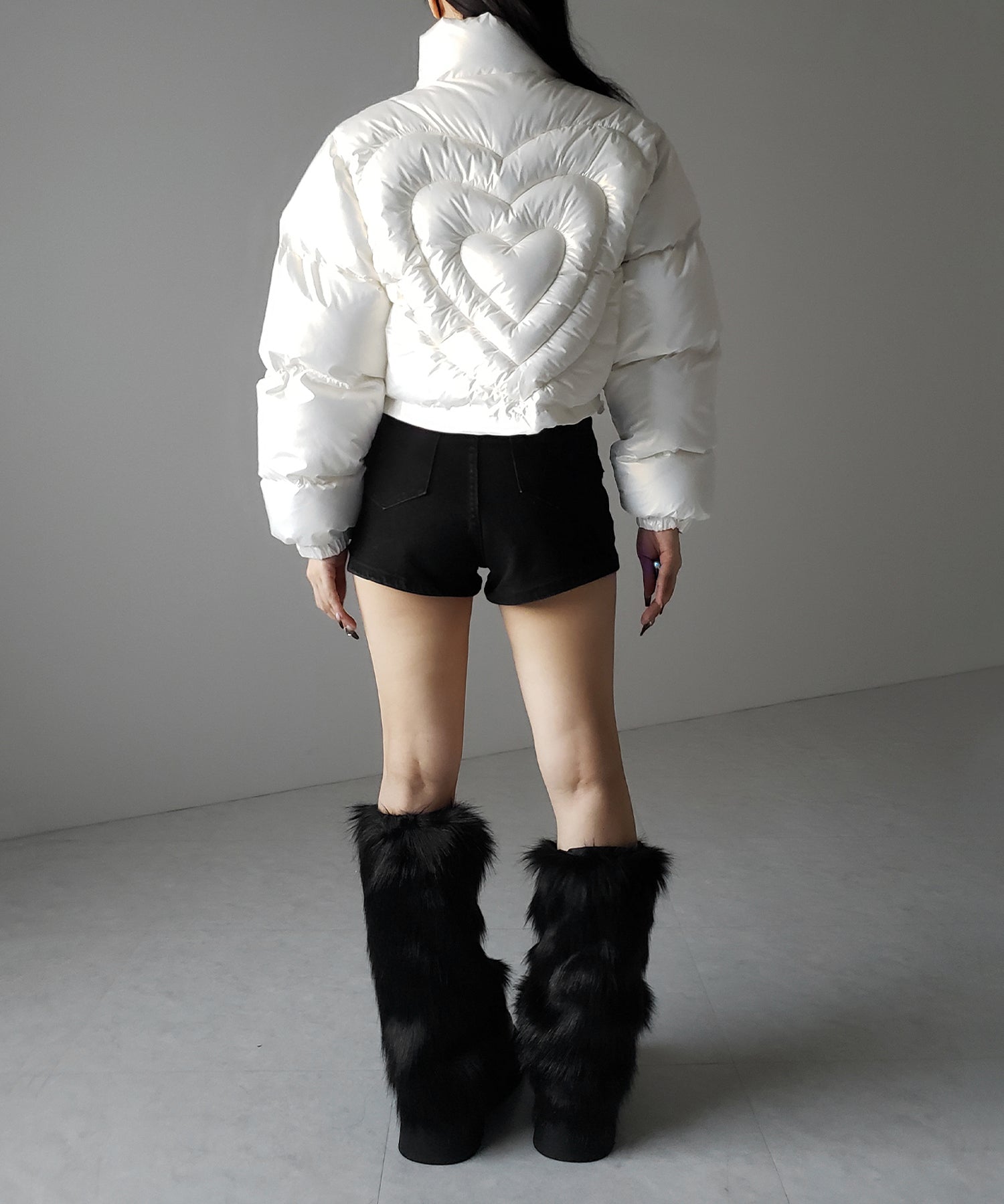 ハートグロッシーショートダウンジャケット ／ heart glossy short down jacket