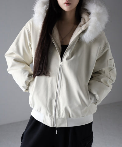 ファーフードヴィンテージフェイクレザーオーバーブルゾン ／ fur hooded vintage fake leather over blouson